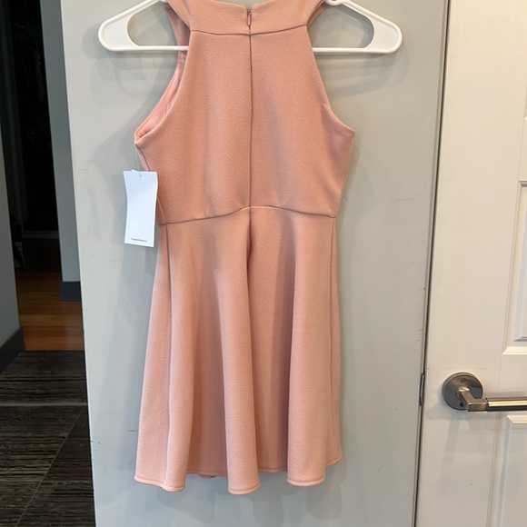 Badgely Mischa peach dress with sequined front. - Picture 3 of 5